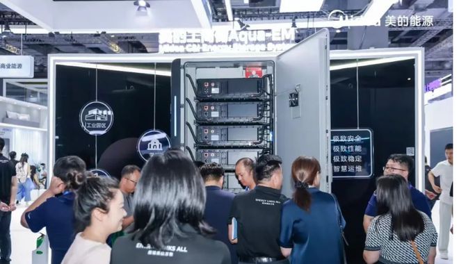 半固态、千安时、构网型PCS扎堆！六月储能新品集体“开卷”(图17)