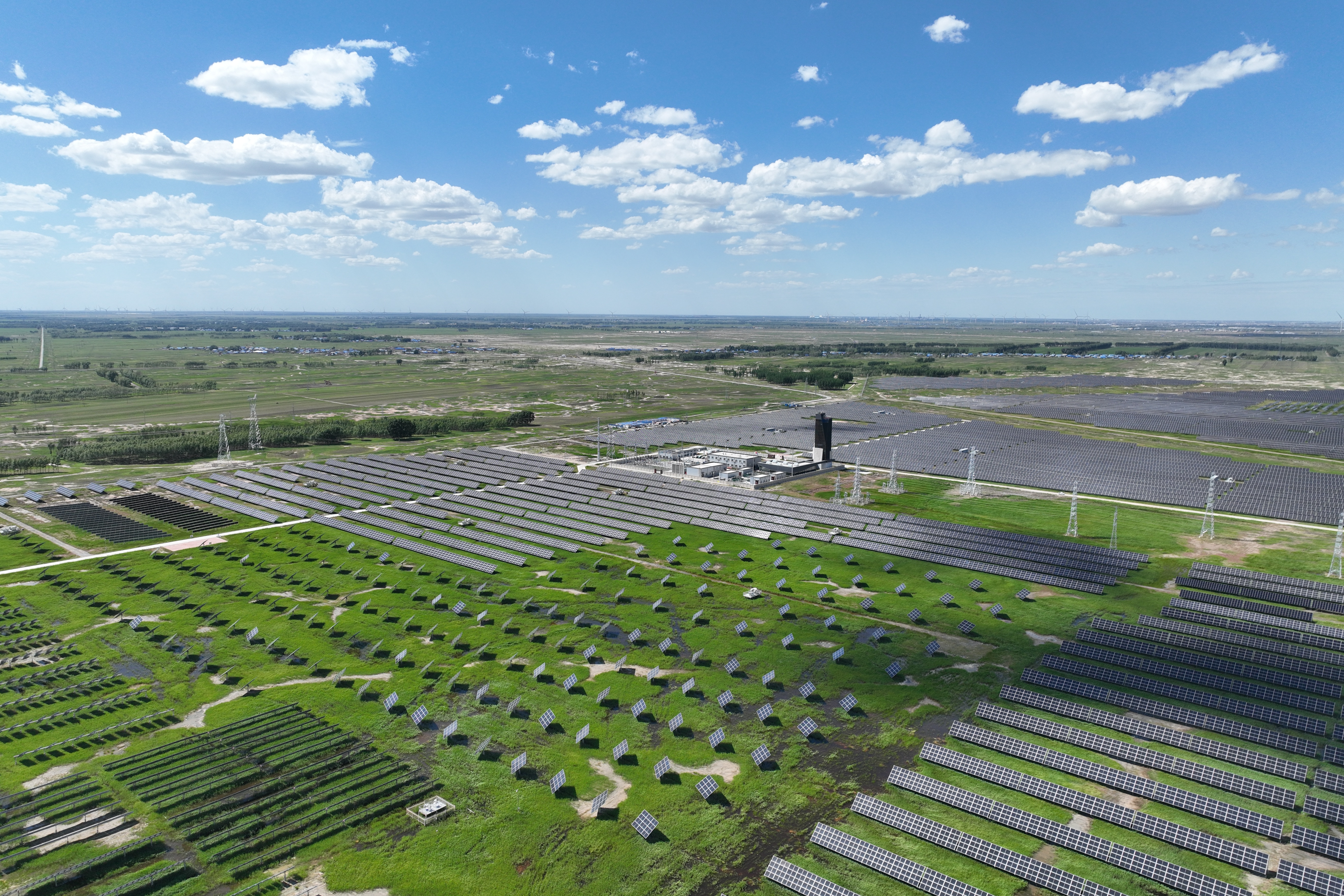 【战新产业“百大工程”】国家电投打造全球光伏储能实证高地 服务新型能源体系建设(图1)