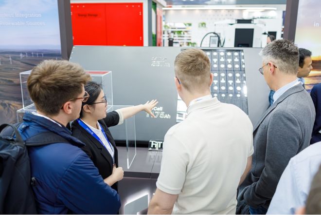 海辰储能欧版∞Power 625MWh 2h4h产品携手GCRPV加速欧洲制造(图1)