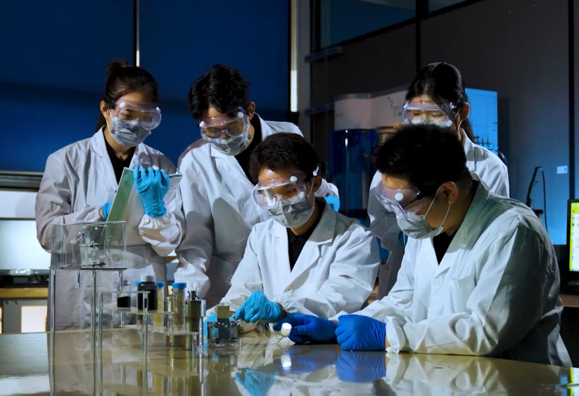 广工学生团队研发新型催化剂为储能电池降本增效提供新方案(图2)