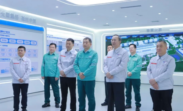 国网山东省电力公司党委书记、董事长林一凡到“能储一号”山东泰安350MW压气储能项目调研(图1)